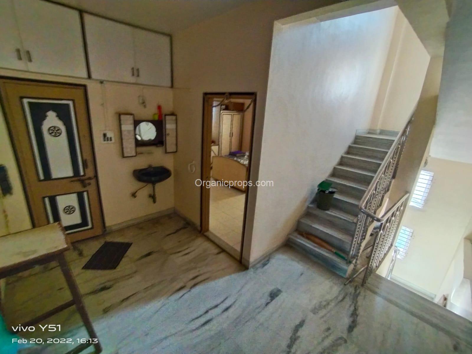 6 BHK BUNGLOW ON SALE